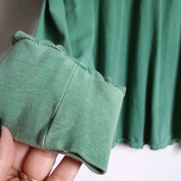 Treasure & Bond Green Long Sleeve Tee - Picture 5 of 5